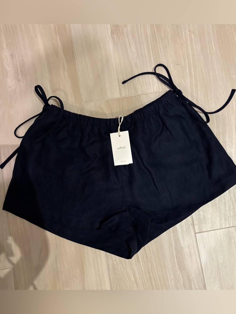 Aritzia Wilfred Artisan CruiseLinen Shorts Navy 2XS NWT